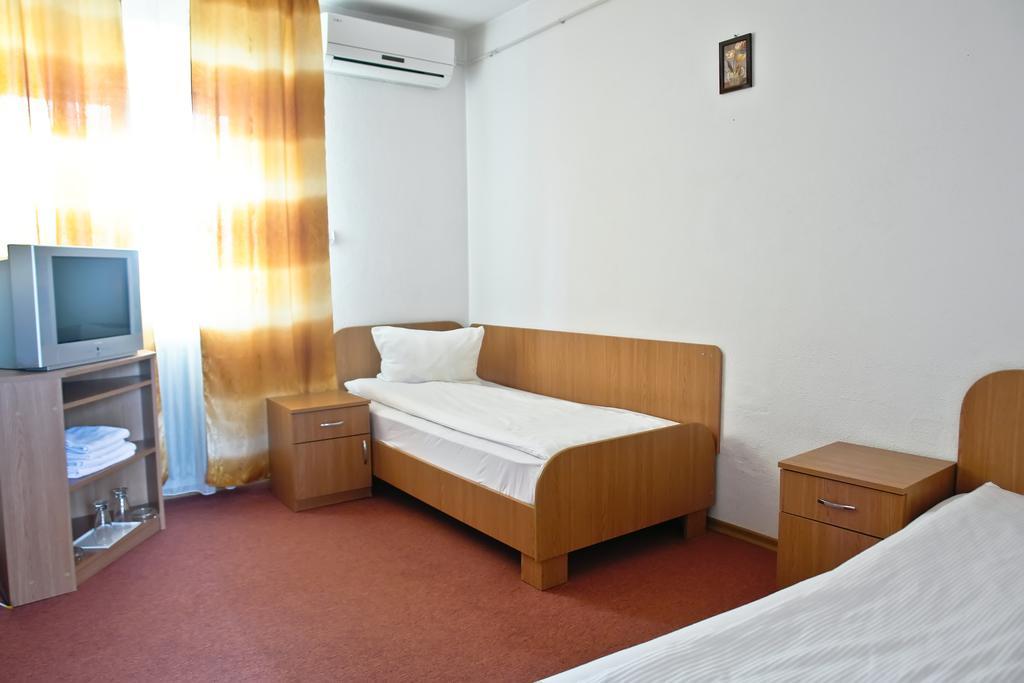 Motel Dacia Sebes  Room photo